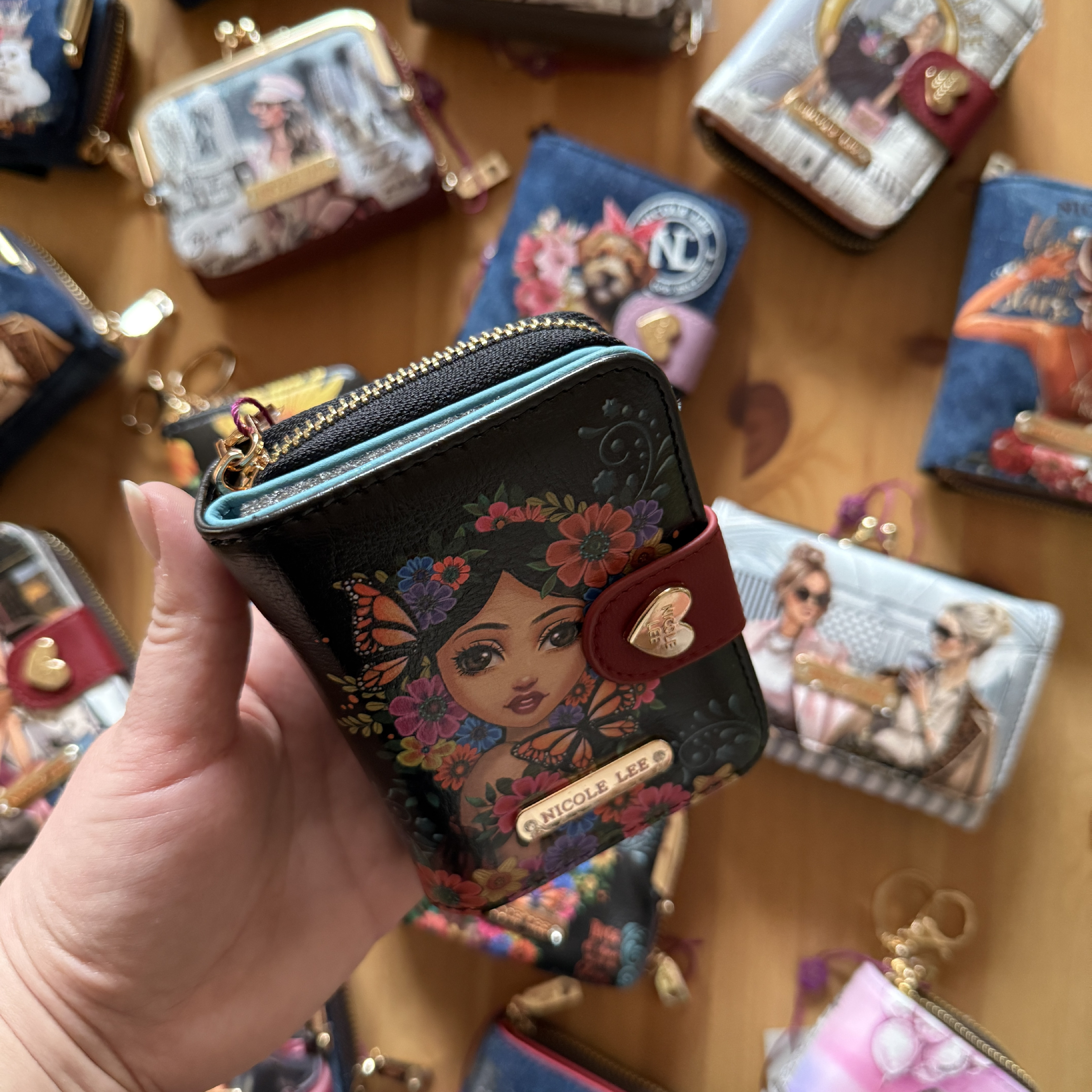 NICOLE LEE peňaženka na karty Alma De Colores PRT6903ADC