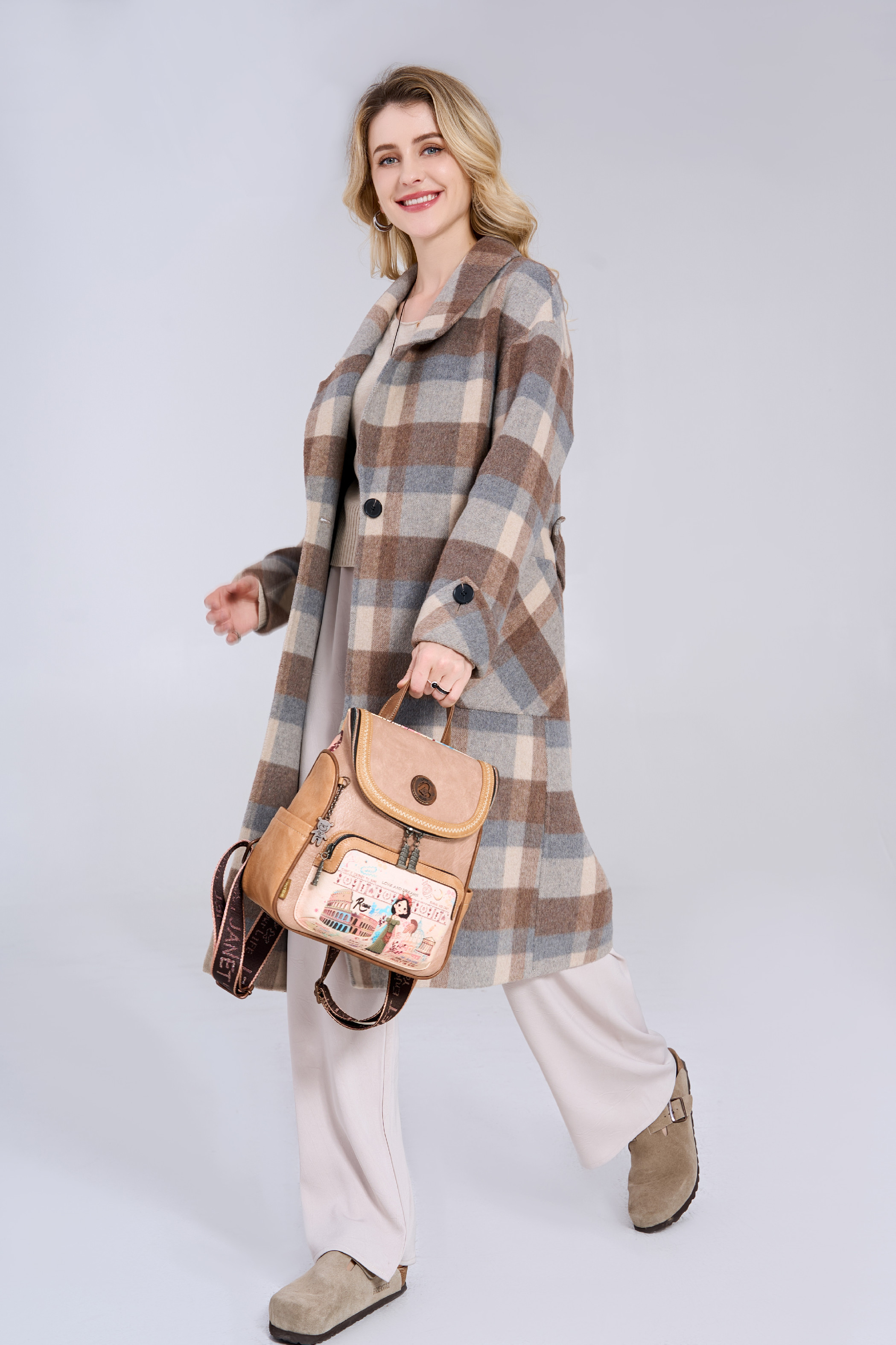 Janet Denese praktický dámsky batoh Tour Of Rome J-058A